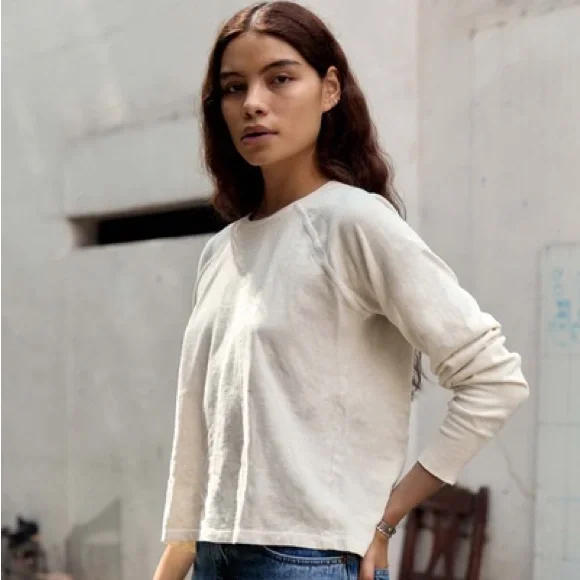 Imogene + Willie the long sleeve raglan in vintage white, s - Picture 3 of 12